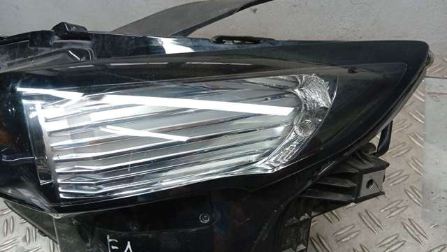 DFR751040 MAZDA Левая фара купить в Днепр