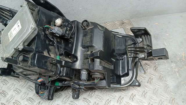 DFR751040 MAZDA Левая фара купить в Ужгород