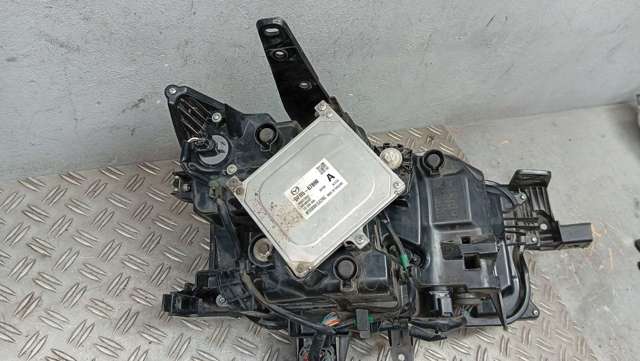 MAZDA DFR751040 Фара левая в наличии Николаев