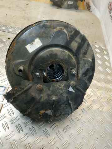 Вакуумник EG2343800 MAZDA