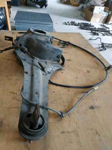 MAZDA EG2528250B Цапфа задняя левая в наличии Ужгород