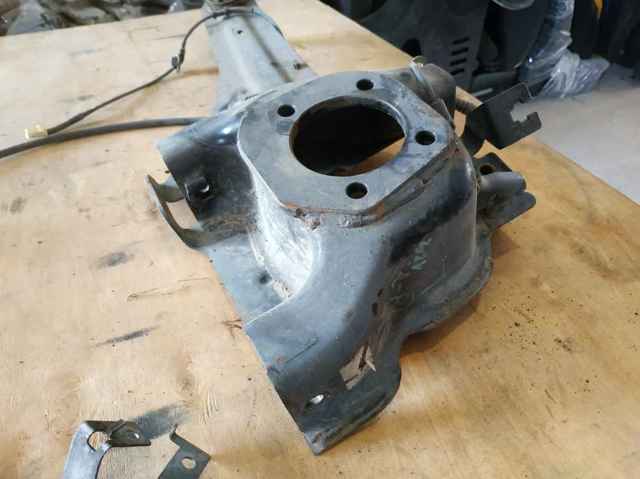 EG2528250B MAZDA Цапфа задняя левая купить в Черкассы