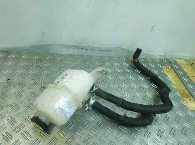 Раширительный бачок системы охлажения инвертора G92A047010 TOYOTA