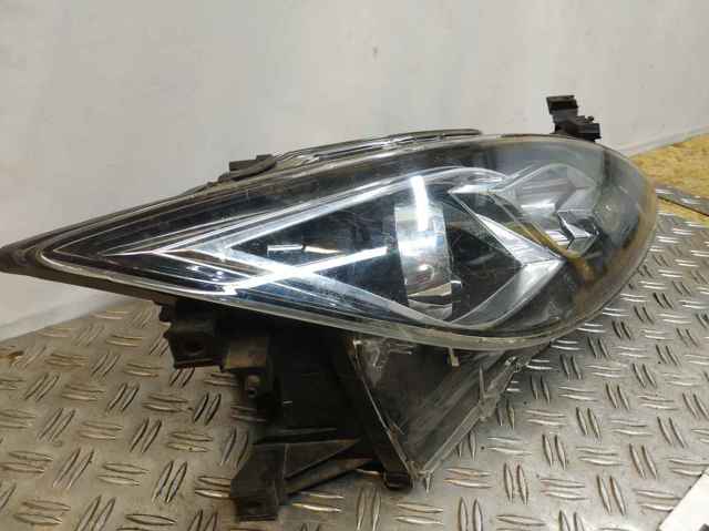 GDK1510K0A MAZDA Фара правая купить в Павлоград