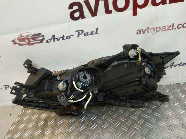 GDK451031 MAZDA Правая фара купить в Ирпень