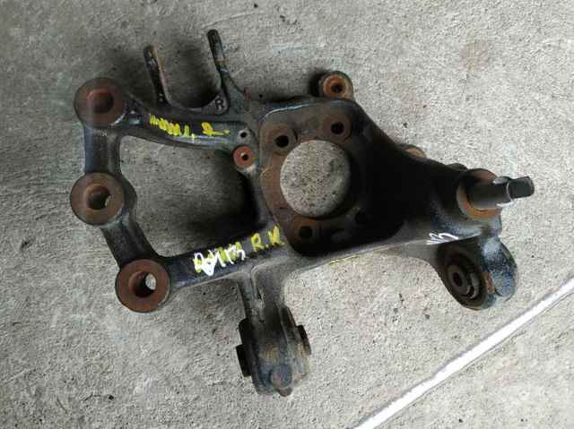 GHP92611XB MAZDA Цапфа задняя правая купить в Ирпень