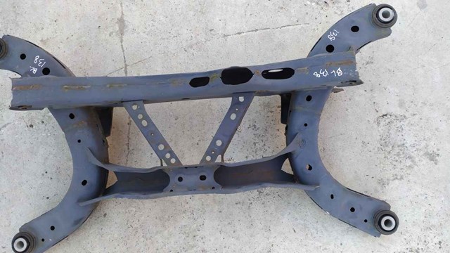 MAZDA GHP92880X Балка задней подвески (подрамник) в наличии Киев
