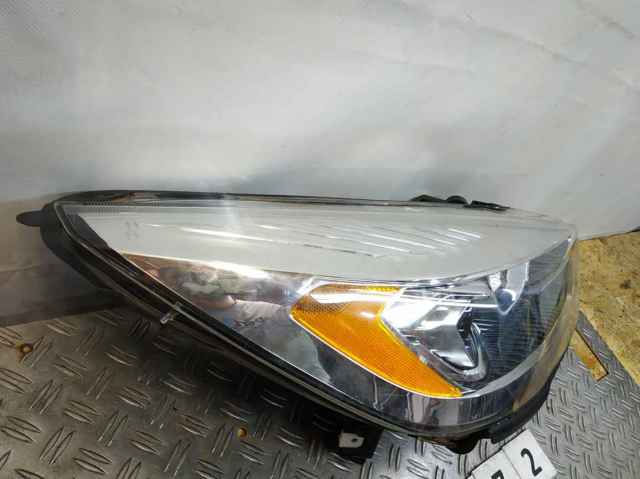 FORD GJ5413W029BF Фара правая в наличии Тернополь