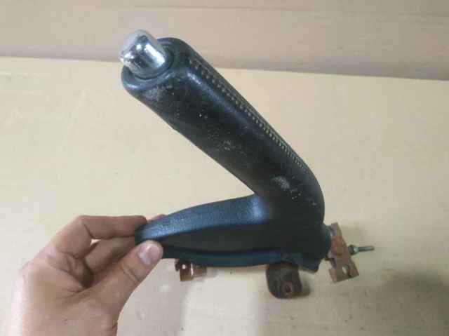 Привод стояночного тормоза (управление ручным тормозом) GJ6R44010F02 MAZDA