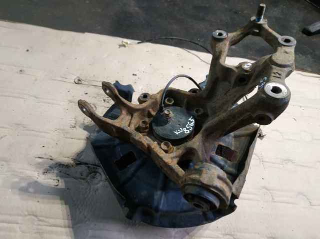 GS1D2612XC MAZDA Цапфа (поворотный кулак) задний левый купить в Одесса