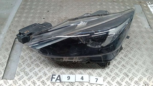 Фара левая передняя GSJ451041B MAZDA