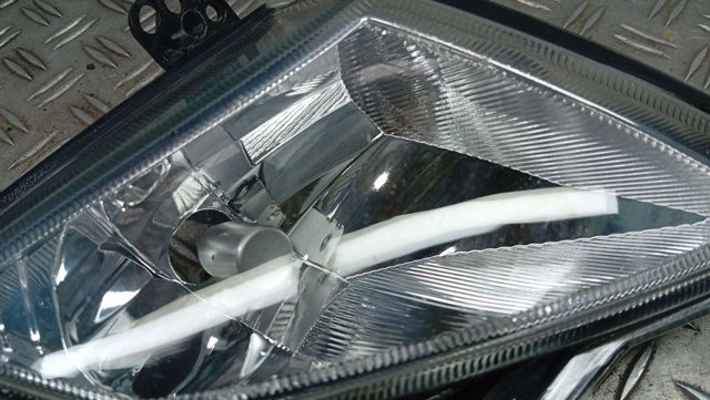 JX7B13B221DC FORD Фара противотуманная левая купить в Украина