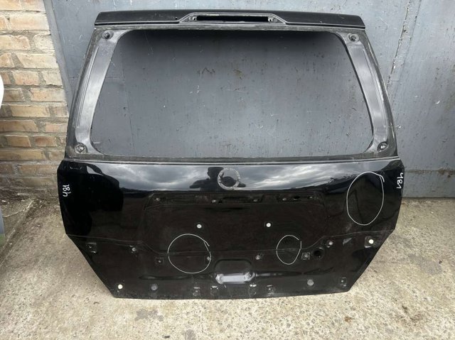 Пятая дверь K010MJG4EA NISSAN