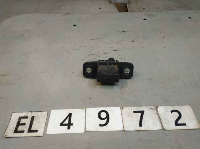 Кнопка привода замка крышки багажника (двери 3/5-й (ляды) KB7W624B0 MAZDA