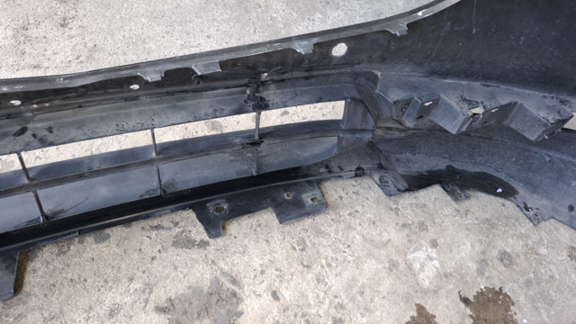 MAZDA KB8A50031 Бампер передний в наличии Черкассы
