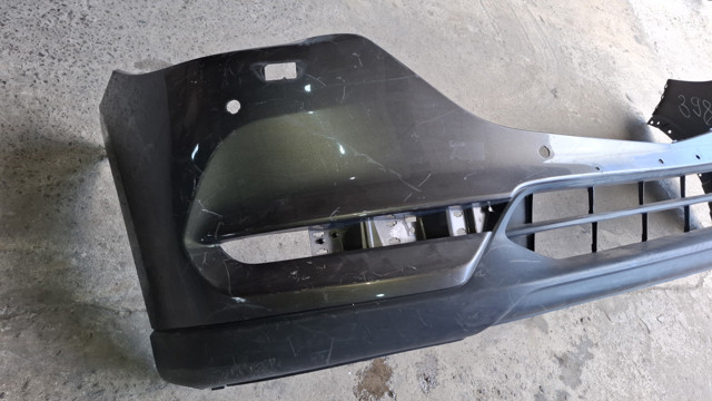MAZDA KB8A50031 Передний бампер в наличии Винница