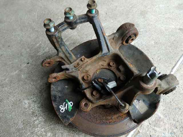 Цапфа поворотная левая KB9A2612X MAZDA