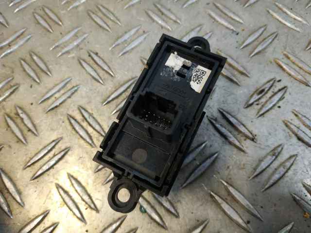 KD2W66EP0 MAZDA купить в Тернополь