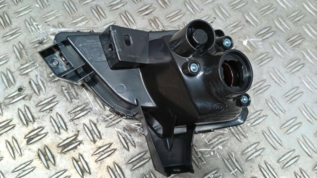 Противотуманнка задняя, левая KD5351660A MARKET (OEM)