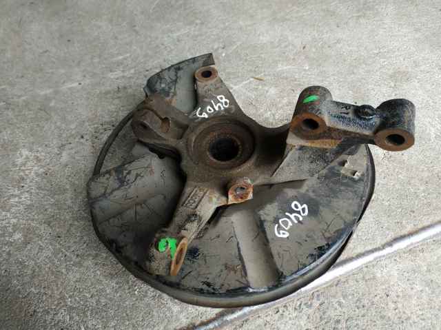 MAZDA L20633020A Цапфа передняя правая в наличии Тернополь