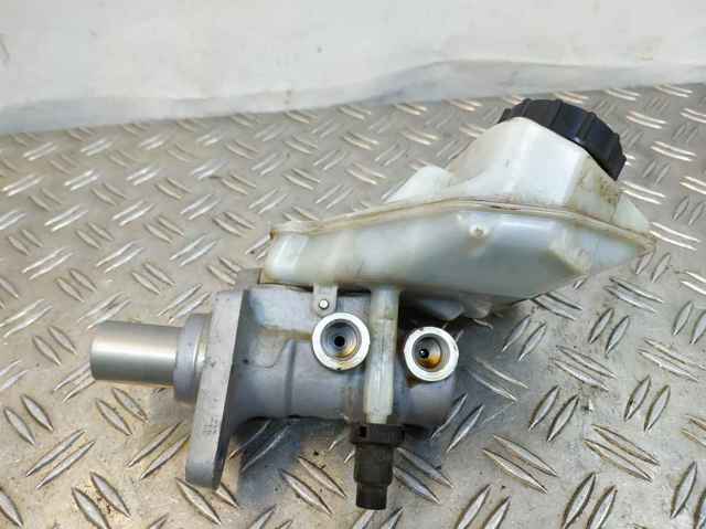 LAND ROVER LR014430 Цилиндр тормозной главный в наличии Одесса