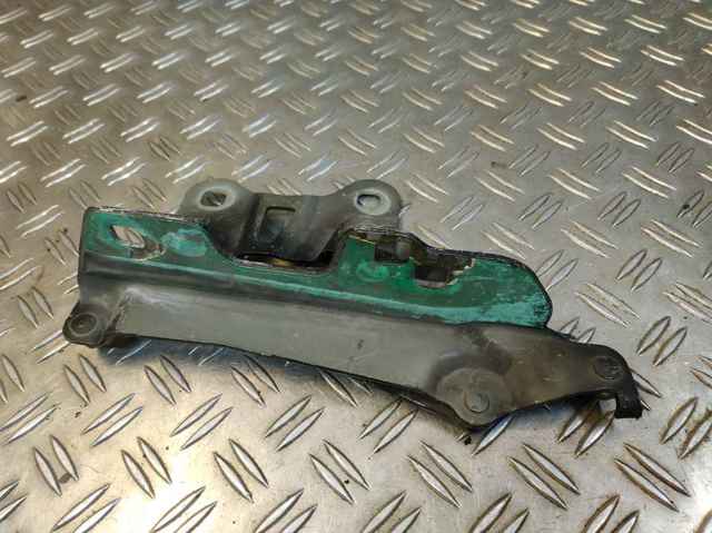 LAND ROVER LR036583 Петля капота правая в наличии Харьков
