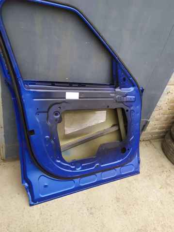 LR044227 LAND ROVER Дверь передняя левая купить в Черновцы