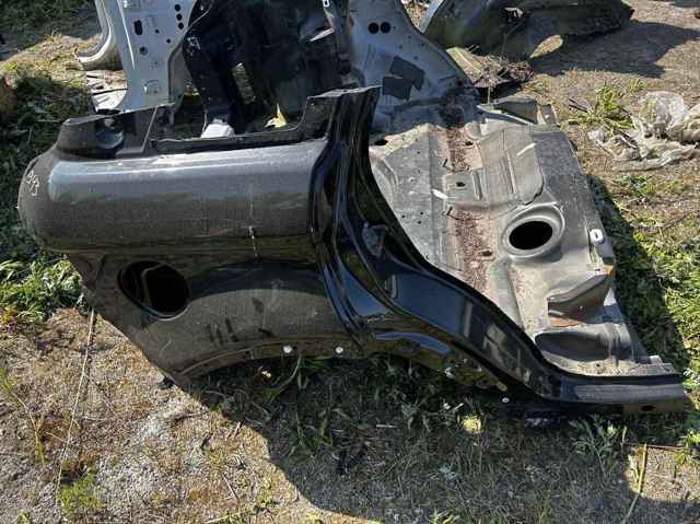 LR054608 LAND ROVER Крыло заднее правое купить в Днепр