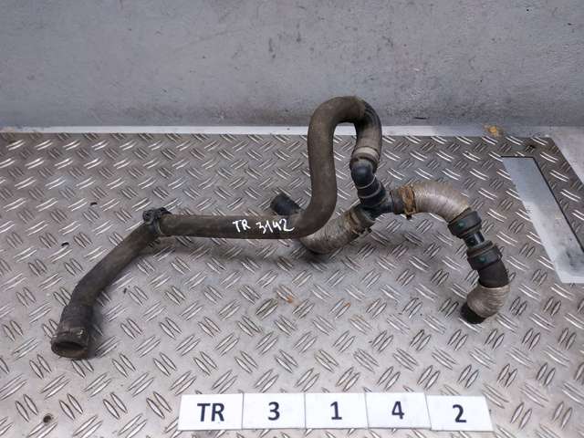 Патрубок системы рециркуляции ОГ LR078480 LAND ROVER