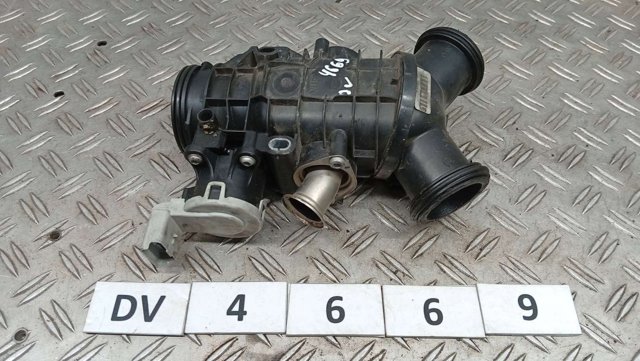 Дроссельная заслонка в сборе LR078546 LAND ROVER