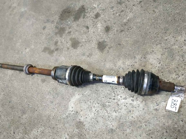 Полуось передняя, правая LR117134 LAND ROVER
