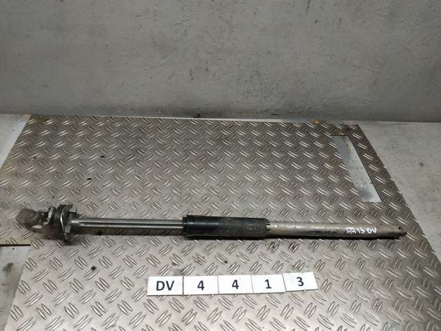 Вал рулевой колонки LR134726 LAND ROVER