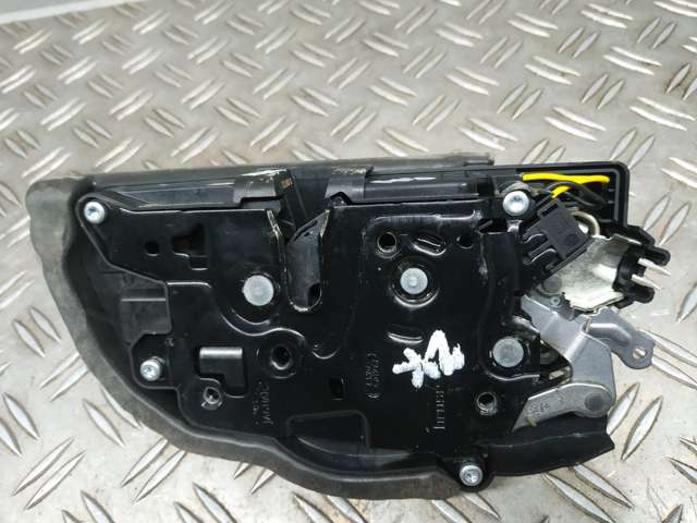LAND ROVER LR153712 в наличии Киев