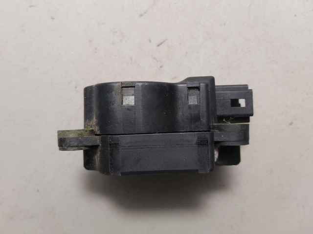 LAND ROVER MF1139300681 в наличии Житомир
