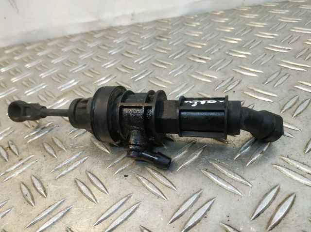 MITSUBISHI MN100486 Цилиндр сцепления главный в наличии Винница