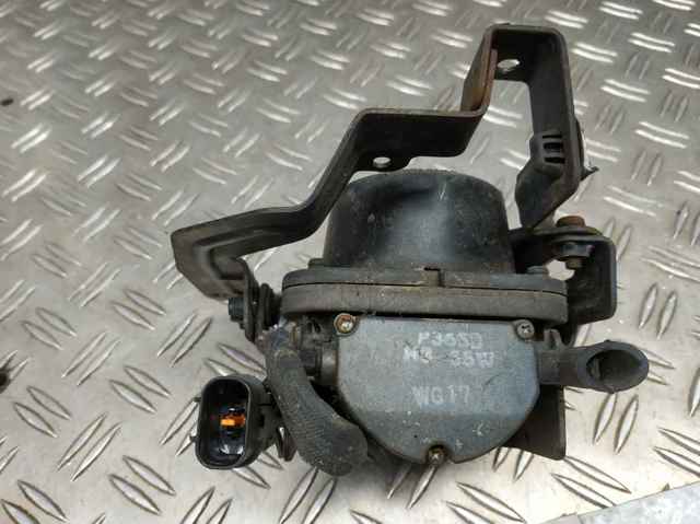 Правая противотуманная фара MN154902 MITSUBISHI