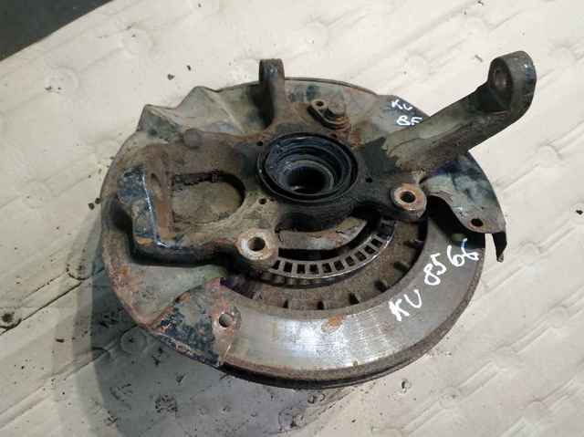 Цапфа - поворотный кулак передний, правый MR113895 MITSUBISHI