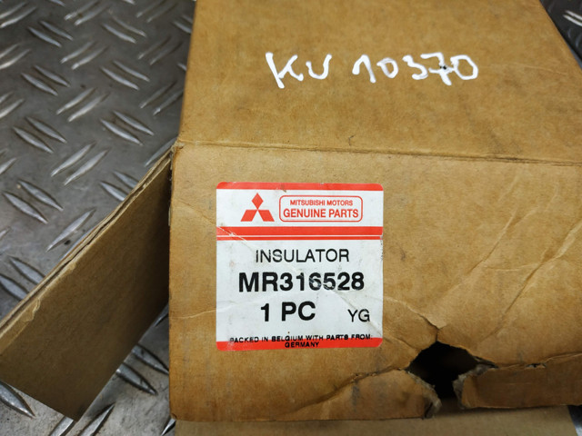 MR316528 MITSUBISHI Опора переднего амортизатора купить в Харьков
