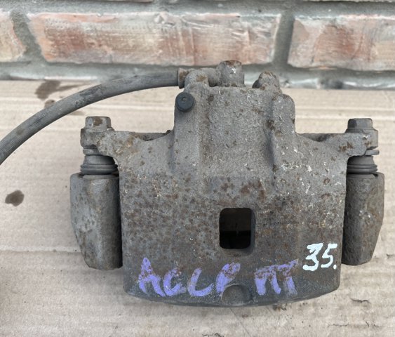 MR955064 MITSUBISHI Суппорт тормозной передний правый купить в Львов