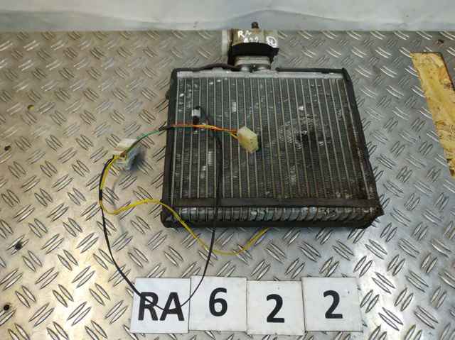 Радиатор кондиционера салонный, испаритель MR958417 MITSUBISHI