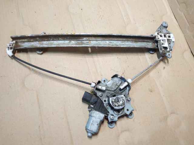 Механизм стеклоподъемника двери передней, правой MR991322 MITSUBISHI