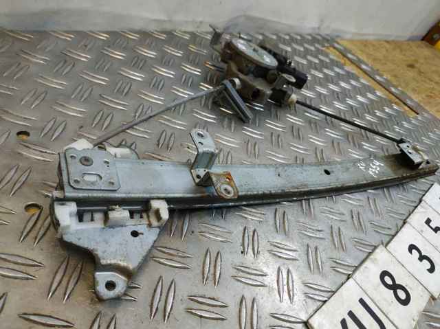 Механизм стеклоподъемника двери задней, левой MR991329 MITSUBISHI