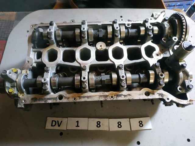 Головка блока цилиндров PE0110100B MAZDA