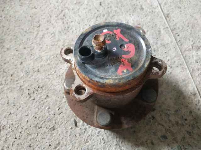 MAZDA TK482615X Задняя ступица в наличии Каменское