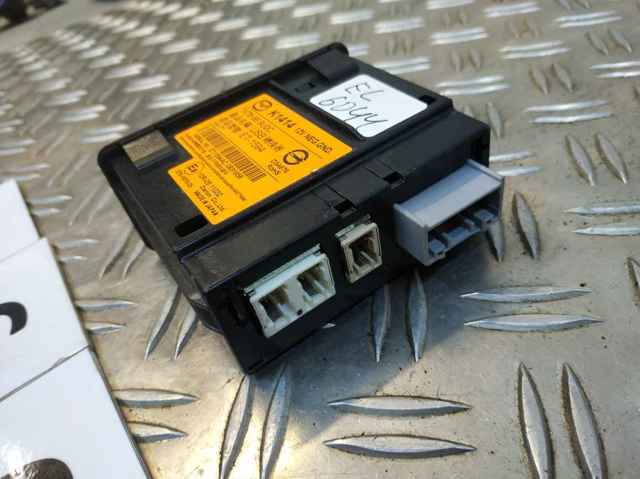 MAZDA TK78669U0C USB-разветвитель в наличии Хмельницкий