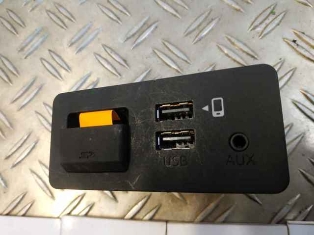 TK78669U0C USB-разветвитель купить Ровно
