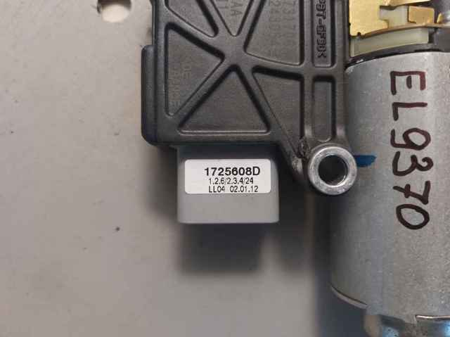 HYUNDAI WR09C01AA в наличии Павлоград