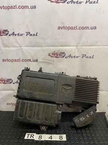 Корпус воздушного фильтра, нижняя часть Z66813Z0X MAZDA