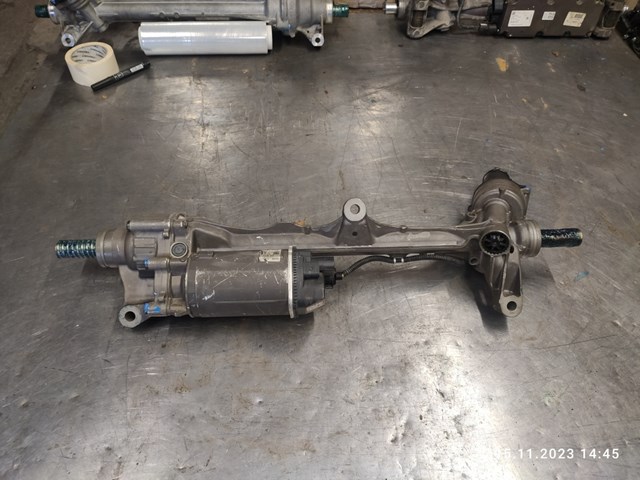 Реечный рулевой механизм 7L1423061D VAG