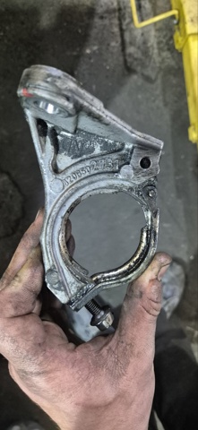 RENAULT 8200502731 Опора подвесного подшипника передней полуоси в наличии Запорожье
